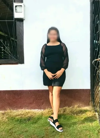 Daniela, 26