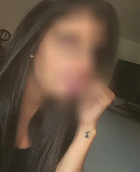 Diana, 34