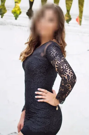Kim, 28