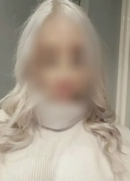 Lena, 30