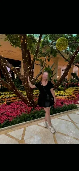 Nisa, 25