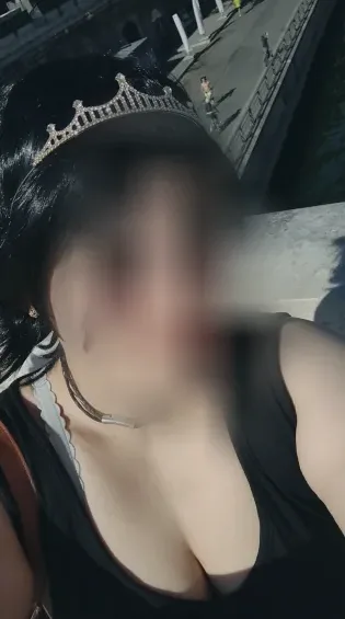 Saskia, 40