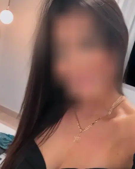 Vivien, 40